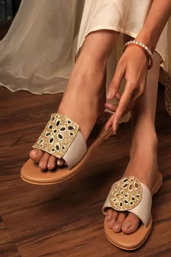 Beige mirror embroidered leather flats