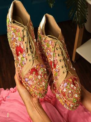 Peach floral embroidered wedges shoes 2