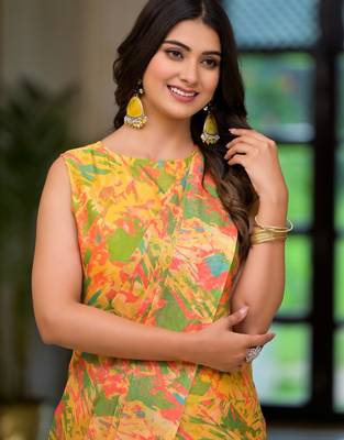 yellow designer printed imported georgette saree with blouse piece 2