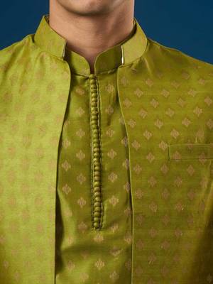 Green embroidered brocade silk jacket set 2