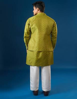 Green embroidered brocade silk jacket set 4