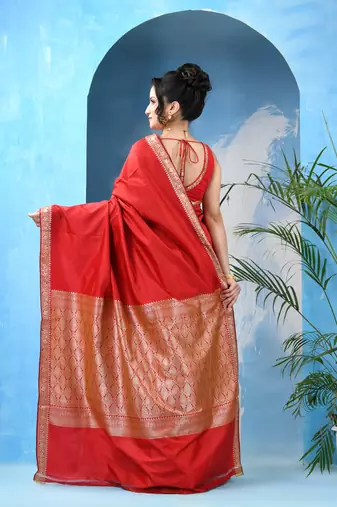 Red kanjivaram banarasi soft silk lalpari with blouse piece