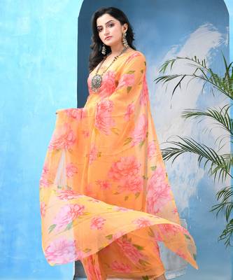 Light peach royal swagsutra floral print georgette chiffon saree without blouse piece 3