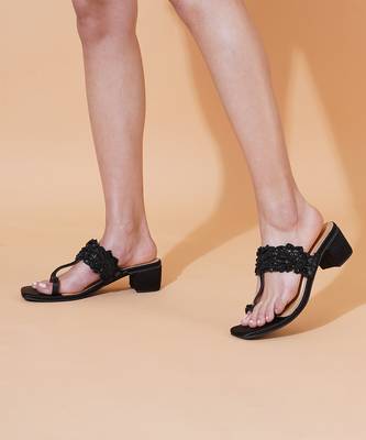Black embroidered Kolhapuri block heels 1