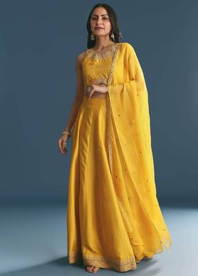 YELLOW SEQUINED EMBROIDERY WORK COTTON SILK WEDDING WEAR LEHENGA CHOLI WITH DUPATTA. 4