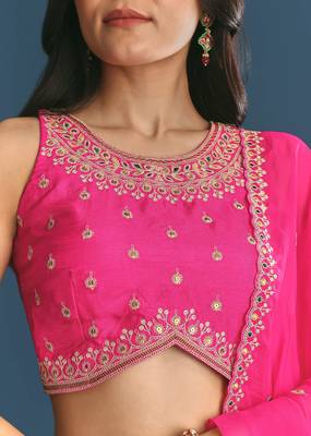 PINK SEQUINED EMBROIDERY WORK COTTON SILK WEDDING WEAR LEHENGA CHOLI WITH DUPATTA. 3