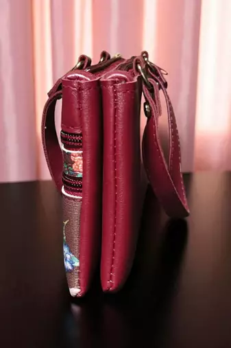 Forever Young Maroon Floral Print Women’s Handbag – Stylish PU Leather Shoulder Bag with Dual Zippers