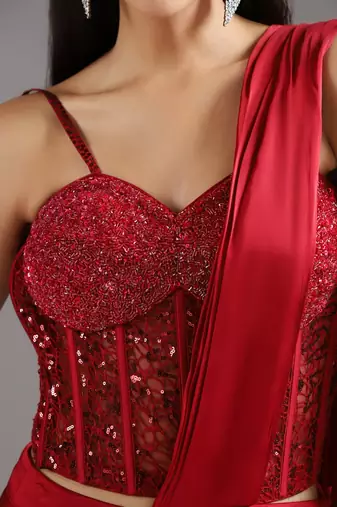Red plain georgette saree with embroidered blouse