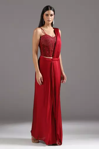 Red plain georgette saree with embroidered blouse