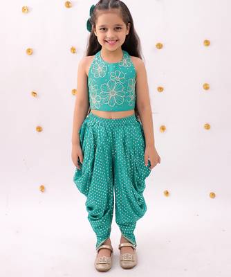 Green embroidered rayon co ord set 1