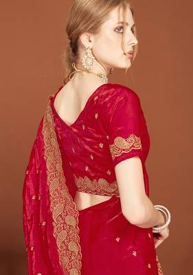 Magenta zari resham embroidered border two tone silk party wear saree with blouse piece 2