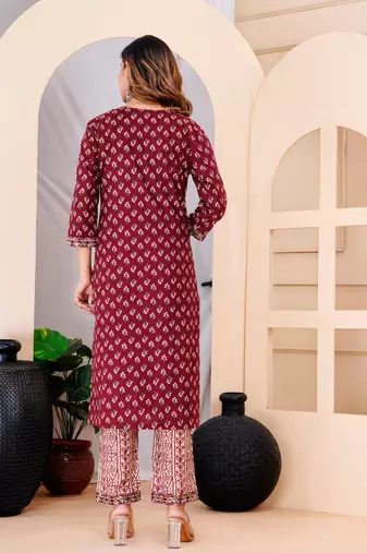Mahroon cotton printed & embroidered work straight kurta bottom & dupatta set