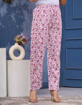 Pink cotton printed & hand work straight kurta bottom & dupatta set 4