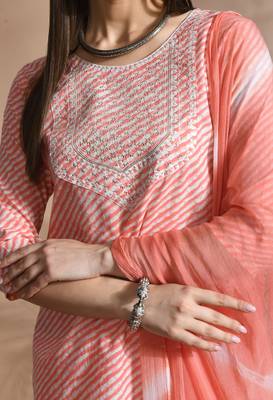 Pink cotton printed & embroidred work kurta bottom dupatta set 3