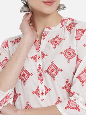Red cotton printed & trim work kurta bottom dupatta set 4