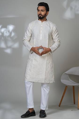 White blended cotton embroidered kurta pajama for mens