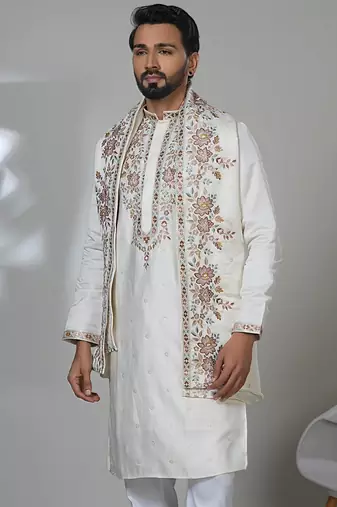 White blended cotton embroidered kurta pajama for mens