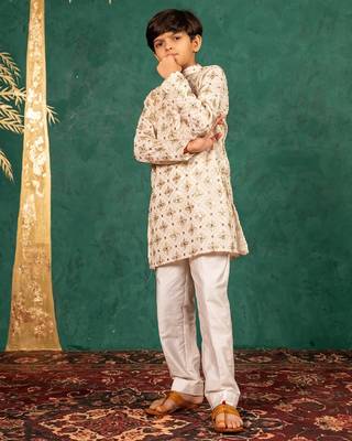 Boys georgette mirror work off-white kurta with white pant 3