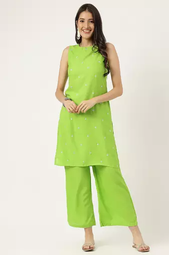 Women  green rayon & embroidered work straight kurta bottom set