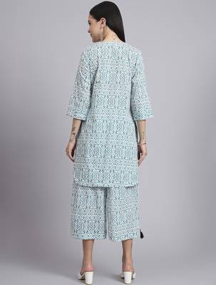 Women green cotton printed & hand work co-ord set (set of 2) 2