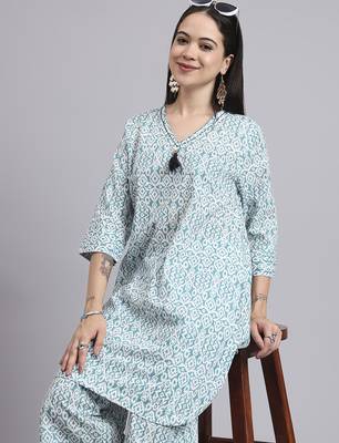 Women green cotton printed & hand work co-ord set (set of 2) 5