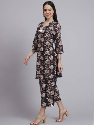 Women black cotton printed & hand work co-ord set (set of 2) 1
