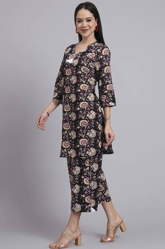 Women  black cotton printed & hand work co-ord set (set of 2)