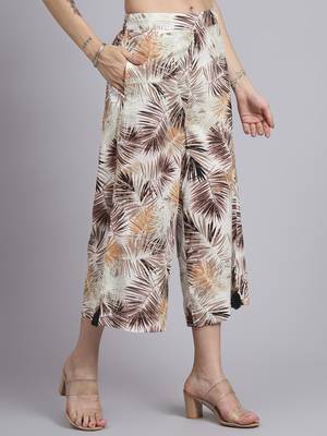 Women cream cotton printed & hand work co-ord set (set of 2) 4
