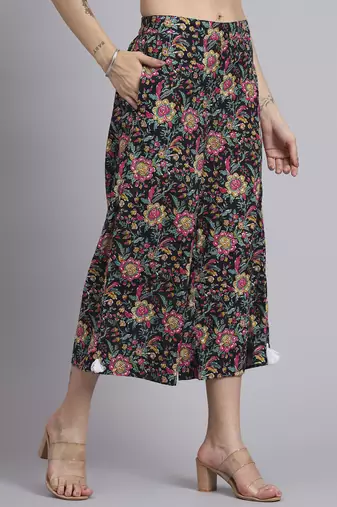 Women black cotton printed & hand work co-ord set (set of 2)
