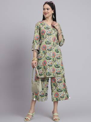 Women green cotton printed & hand work co-ord set (set of 2) 1