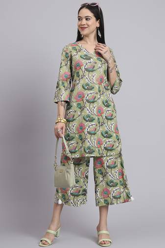Women  green cotton printed & hand work co-ord set (set of 2)