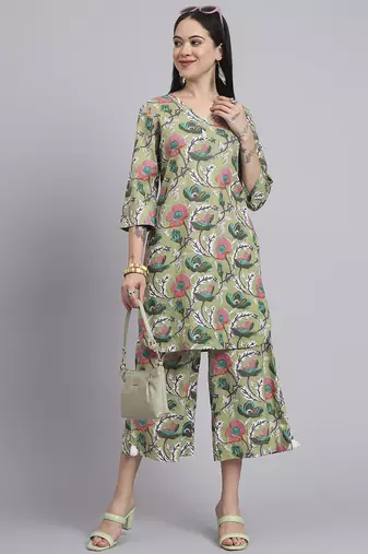 Women  green cotton printed & hand work co-ord set (set of 2)