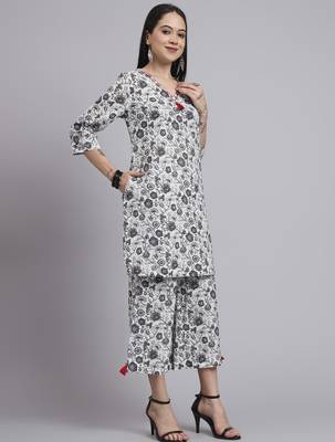 Women cream cotton printed & hand work co-ord set (set of 2) 2