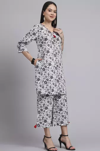 Women cream cotton printed & hand work co-ord set (set of 2)