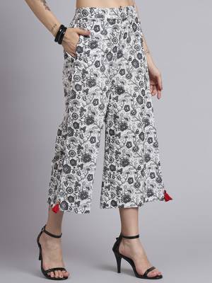 Women cream cotton printed & hand work co-ord set (set of 2) 5