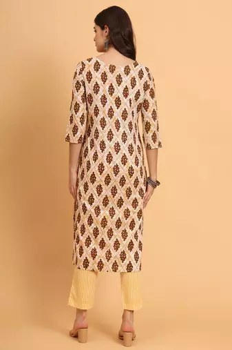 Women yellow cotton printed & embroidred trim work kurta bottom set