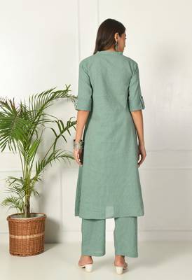 Women green cotton katha & trim work kurta bottom set 2