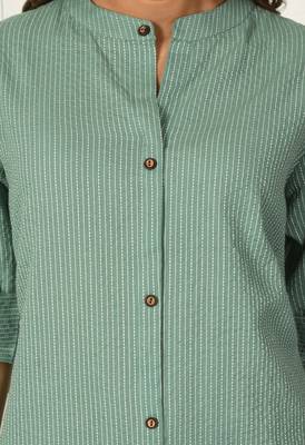 Women green cotton katha & trim work kurta bottom set 3