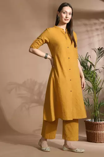 Women mustard cotton katha & trim work kurta bottom set