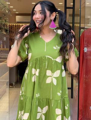 Parrot green rayon printed kurta 4