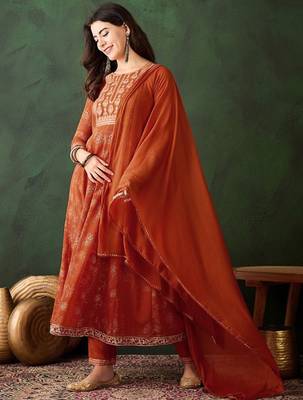 Orange georgette print with thread embroidery work kurta pant set 2