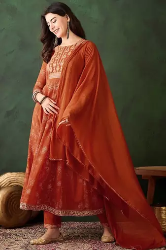 Orange georgette print with thread embroidery work kurta pant set