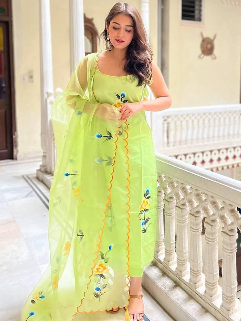 Lemon green viscose twill printed kurta pant set