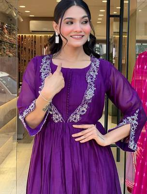 Purple chinon heavy thread embroidery work kurta pant set 4