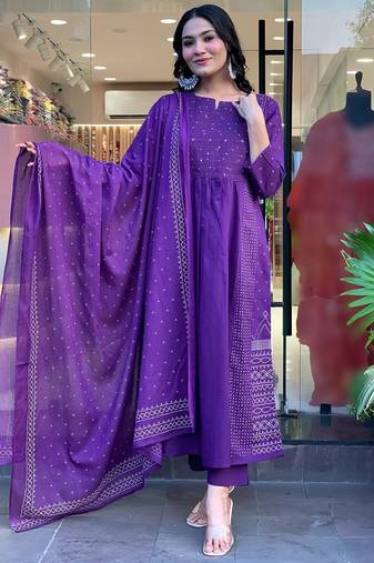 Purple p.v chanderi print with thread embroidery work kurta pant set