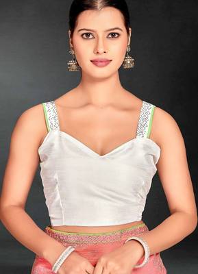 Peach & parrot green hot fix siroski work crunchy pedding silk blend saree with banglori silk blend blouse 4