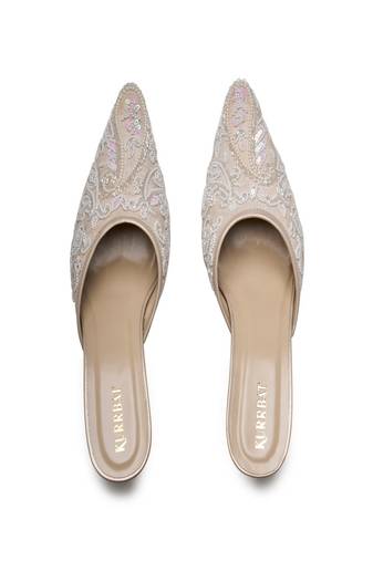 White beads embroidered Leather heels