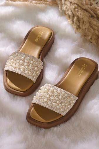 White embroidered leather Sandals