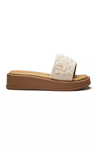 White embroidered leather Sandals