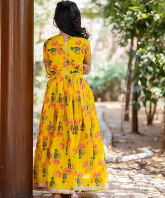 Yellow printed chanderi lehenga set 4